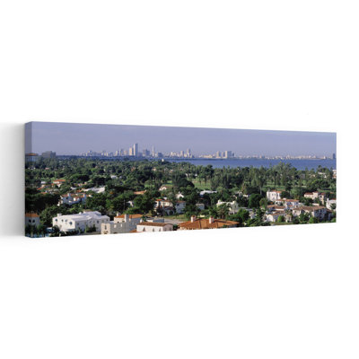 Vue à angle élevé de la ville, Miami, Floride, États-Unis, architecture abstraite moderne, art mural