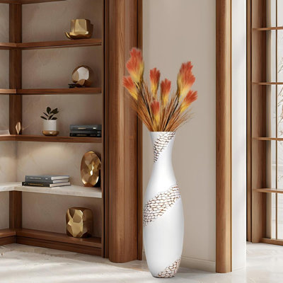 Grand vase de sol en résine blanche avec motif texturé en relief, vase sur pied moderne pour la décoration intérieure