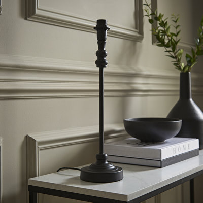 Reselva Metal Table Lamp