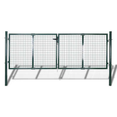 Metal Gate