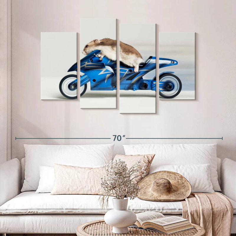 Hamster Ketti sur une moto jouet, H 32 po x l 52 po