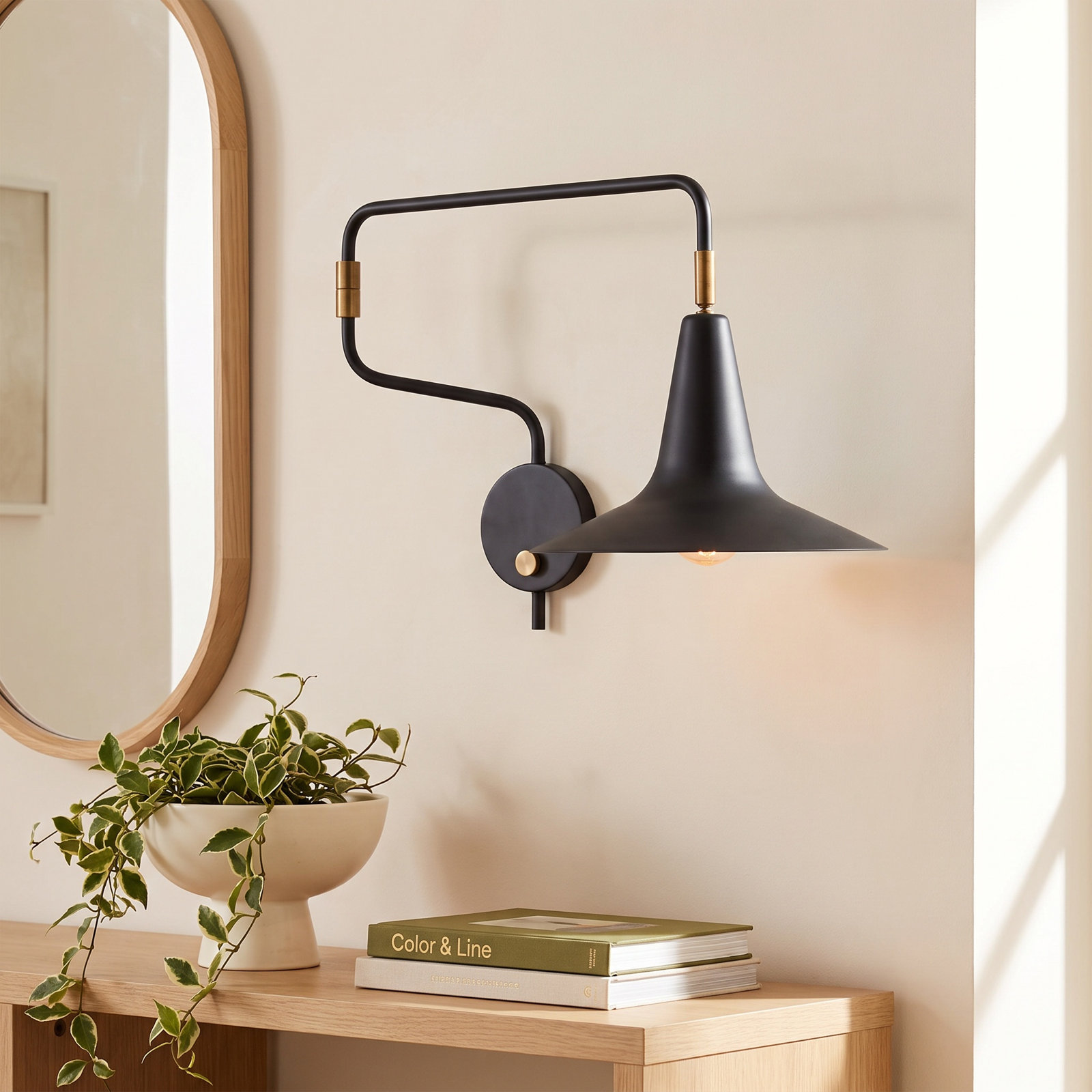 Rowen Single Light Armed Sconce
