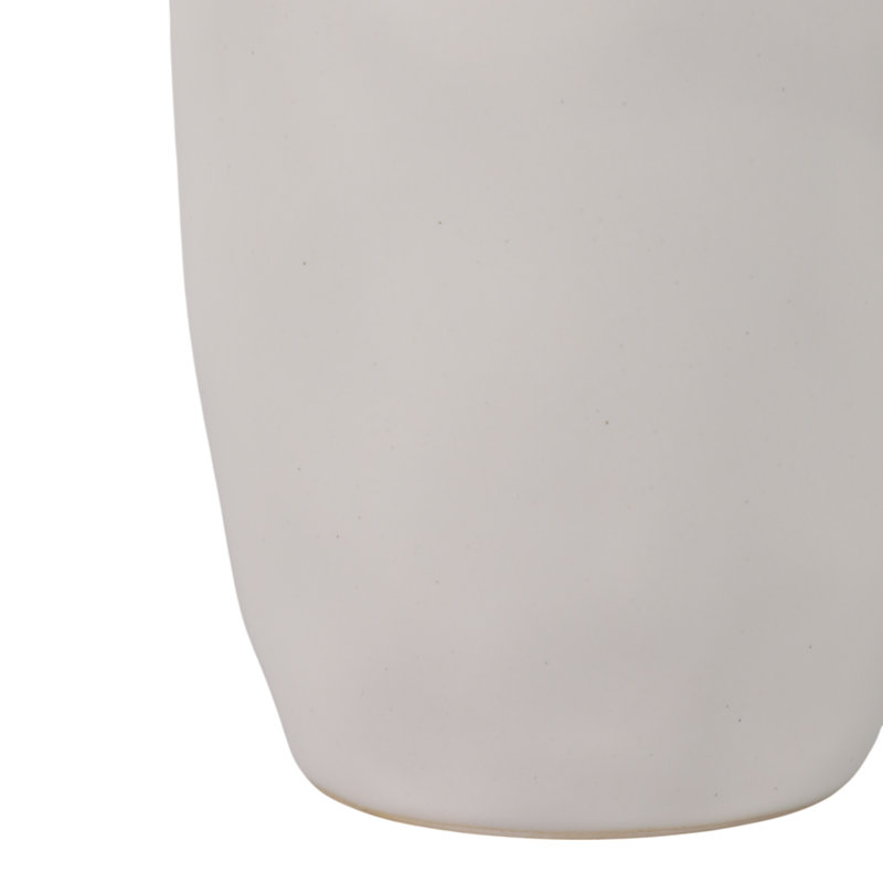 White Modern Ceramic Table Vase For Home Decor, Decorative Flower Vase With Unique Contemporary Design, Perfect For Displaying  Fresh or Faux Floral Arrangements In Any Space, Cream