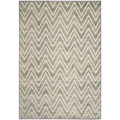 Haileymarie Performance Chevron Rug