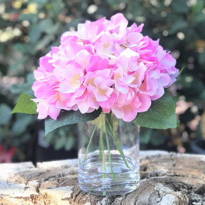 Arrangement de hortensia en vase
