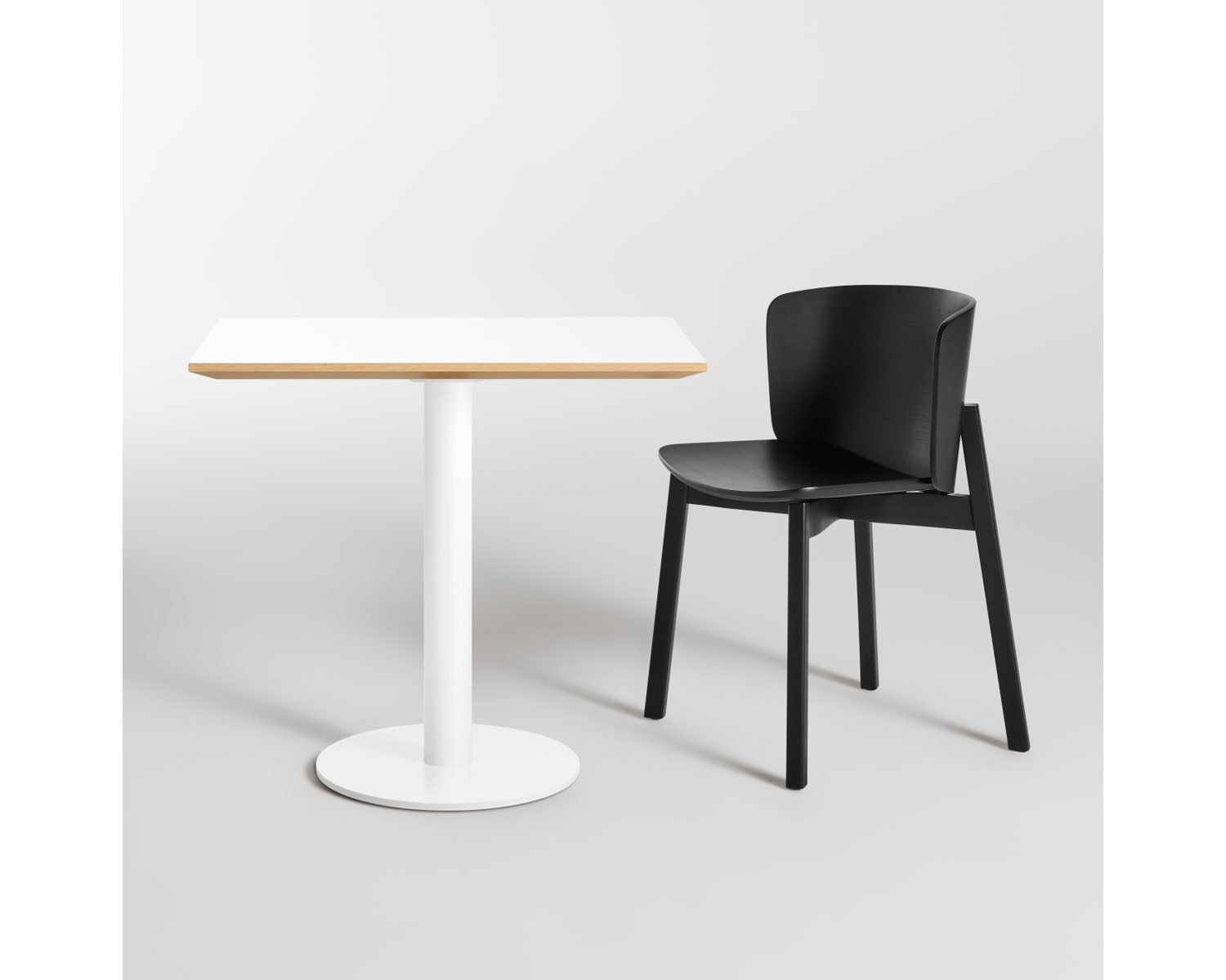 Easy 32'' Dining Table, Matte White, White
