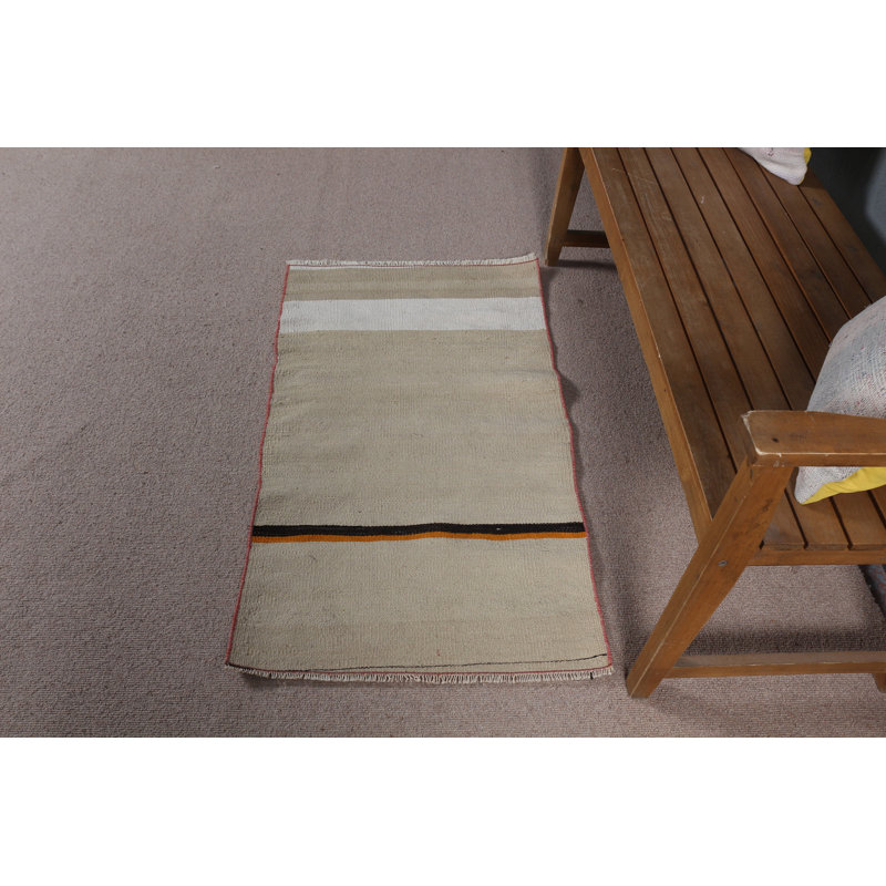 Le kilim turc tissé à la main en beige présente un style antique parfait pour les décorations extérieures