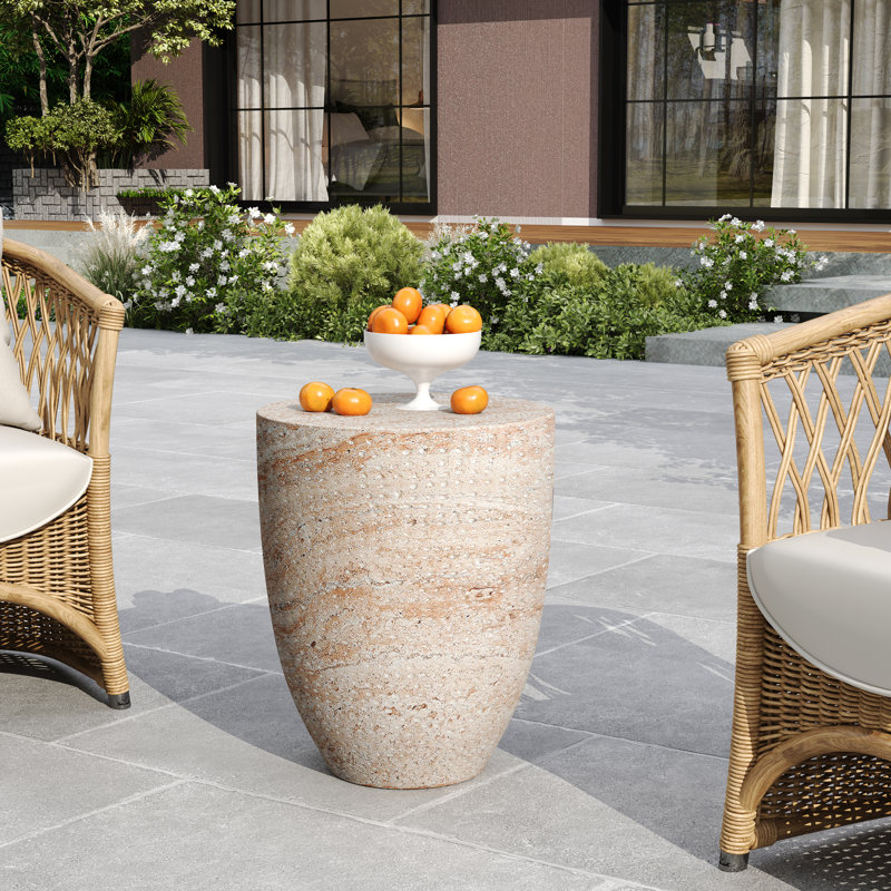 Table d'appoint Eustis, Travertin