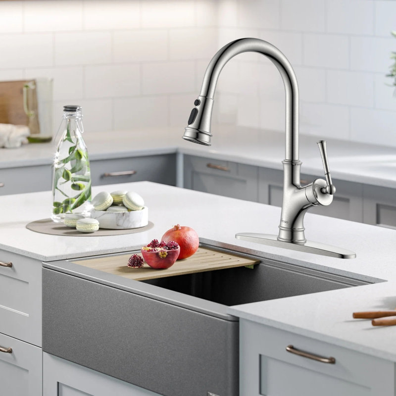 Pull-Down Kitchen Faucet With A Retractable Spray Head, Single Handle, High Arc, Single Hole Pull-Out Kitchen Sink Faucet.