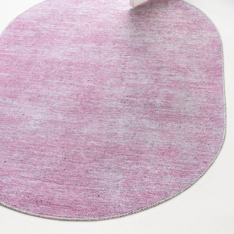 Tapis rose tressé rustique, Ovale 5 pi x 8 pi
