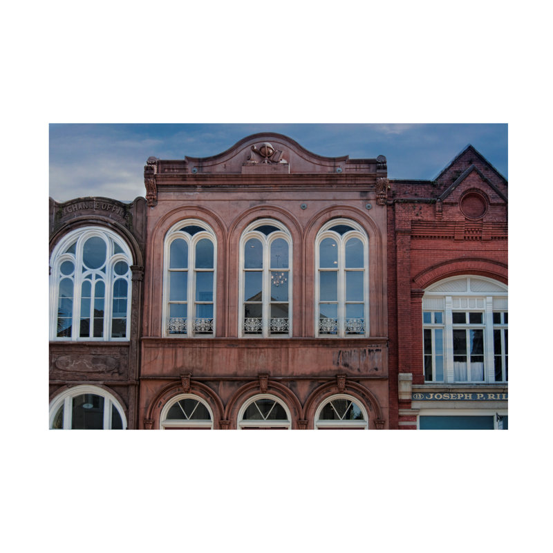 «Downtown Charleston» par Lori Hutchison - photographie sur toile tendue, H 12 po x l 19 po x P 2 po