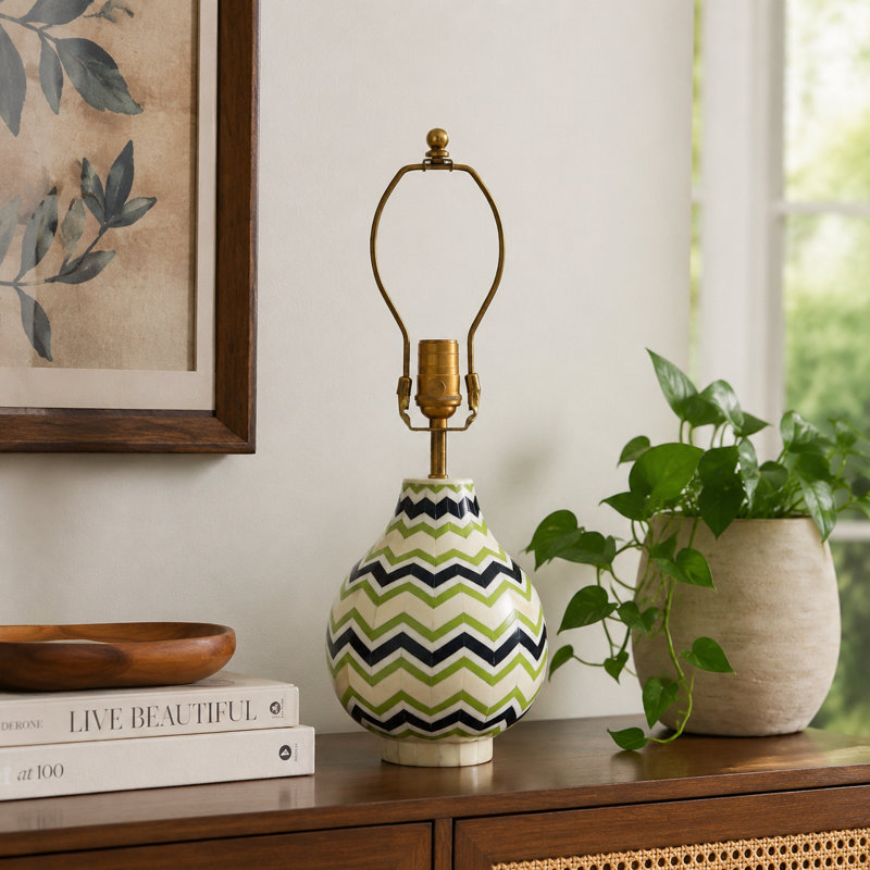 Base de lampe de table en os et résine incrustée à la main