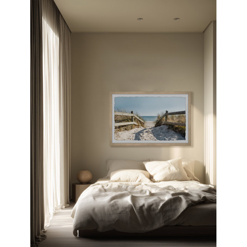 «Sand Path with Wooden Fence», reproduction encadrée, H 8 po x l 12 po