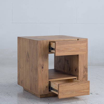 Table d'appoint couleur chêne