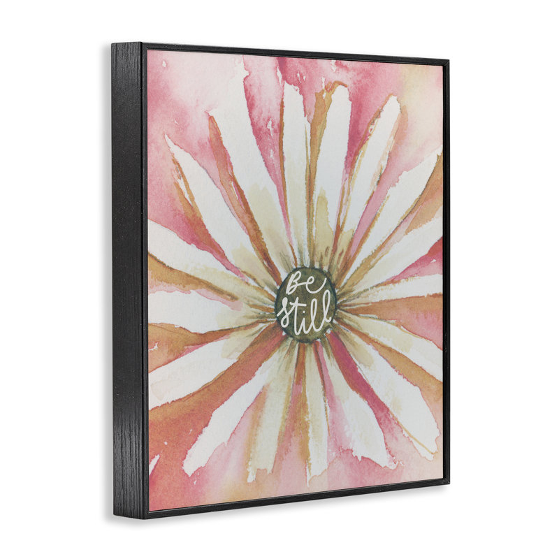Daisy Petals on Pink, estampe numérique par Blue Chair Blessing, Giclée encadrée noir minuit, H 14 po x l 11 po