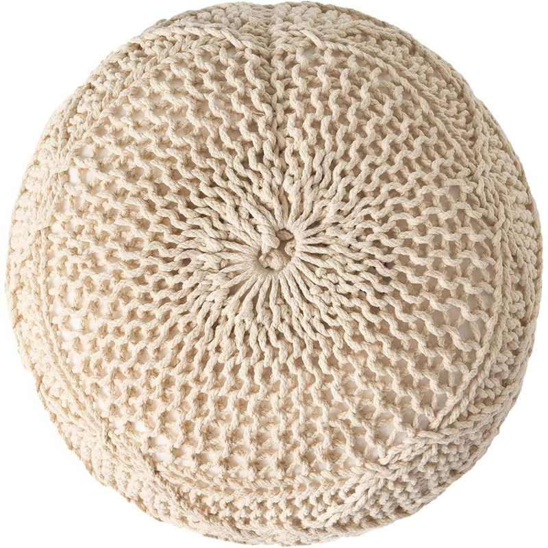 Charmant pouf en laine tricoté pour un usage domestique polyvalent et une ambiance douillette