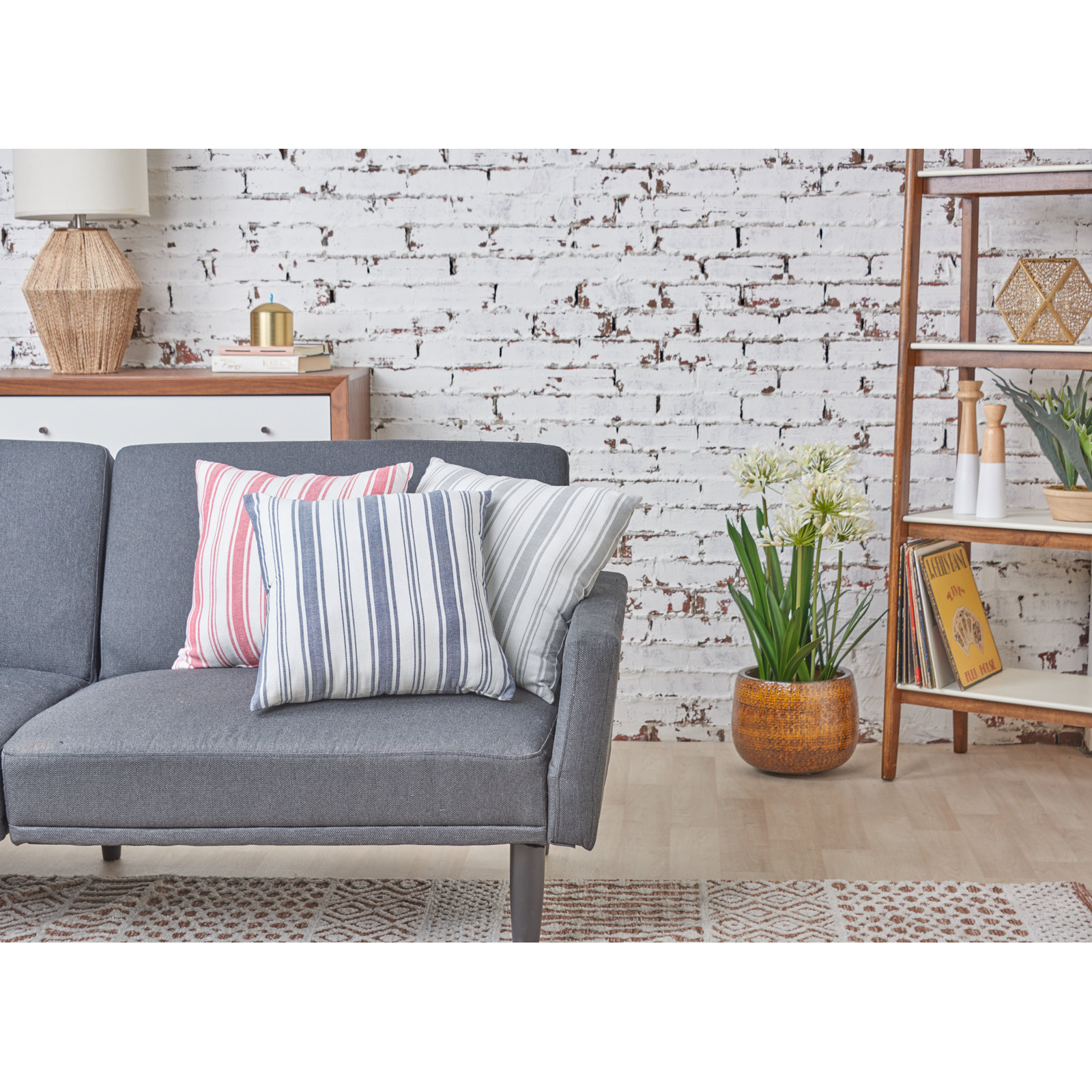 Savannah 18" x 18" Throw Pillow, Gray