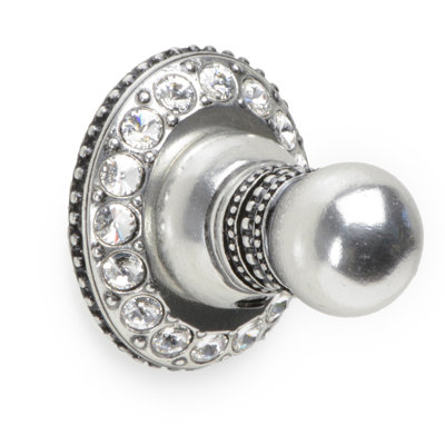 Caché hook with Swarovski Clear Crystals in Chalice