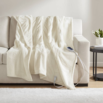 Beautyrest Heated Microlight to Berber Throw