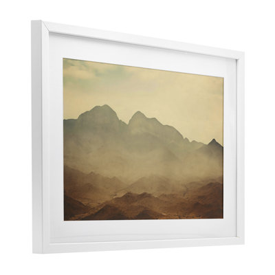 «Hazy Desert Mountain», reproduction encadrée sous verre, design by Creative Studio
