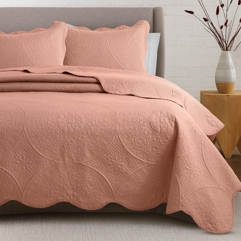 Floral Embossed Quilted Bedspread Set, Oversized and Lightweight Bedding Set with Pillow Shams, Peach