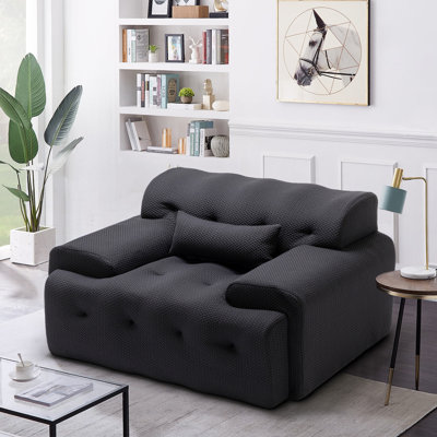 Fauteuil d'appoint surdimensionné et capitonné Kapedes