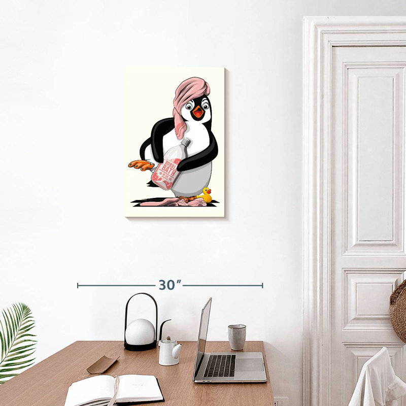 Pingouin nu dans la salle de bain, H 24 po x l 16 po