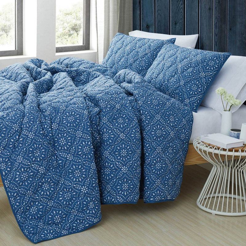Brooklyn Loom Katrine Cotton Geometric Shapes Quilt, Twin XL Quilt + 1 Sham