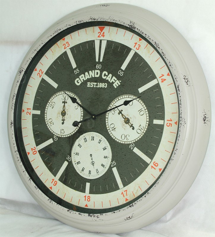 Ajmail Metal Wall Clock