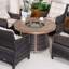 Ensemble repas pour terrasse en osier pour 4 personnes avec table ronde Areefa, coussins inclus