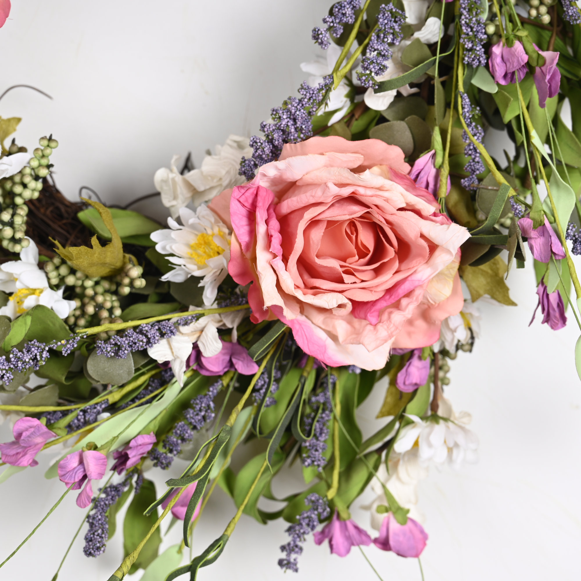 24" Artificial Farmhouse Blossoms Cluster Greenery Leaves Berry Spring Summer Peony Floral Wreath For Front Door Faux Flower Daisy Wedding Party Home Wall Decor