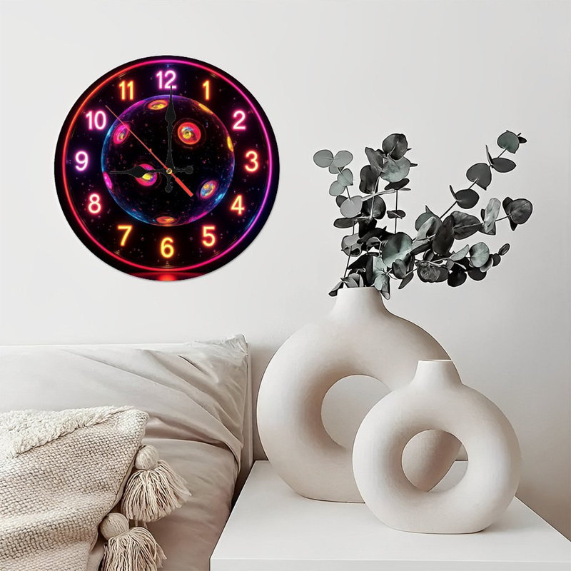 Décoration d'horloge murale colorée