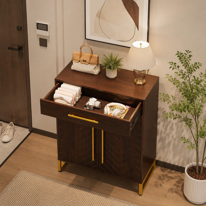 Armoire de rangement pour chaussures spacieuse avec tiroir et tablettes réglables pour un vestibule organisé