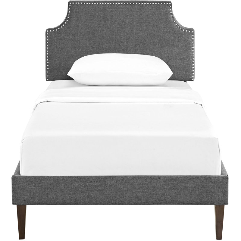 Lit plateforme en tissu Laura avec pieds carrés fuselés, Velours performance gris, Simple