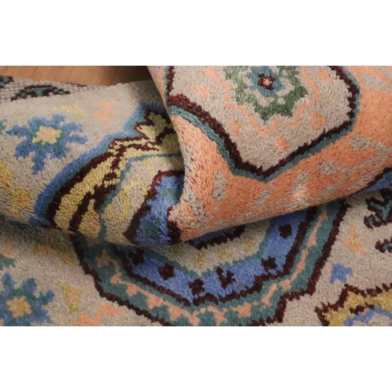 Tapis de couloir géométrique Kazak
