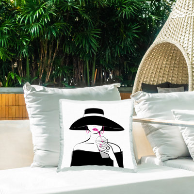 Coussin d'extérieur à imprimé fille tendance avec boisson par Martina Pavlova