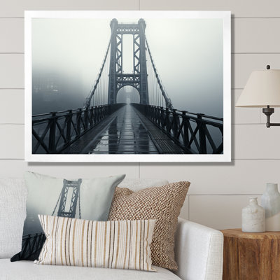 " Gray Bridge Urban Suspension I "