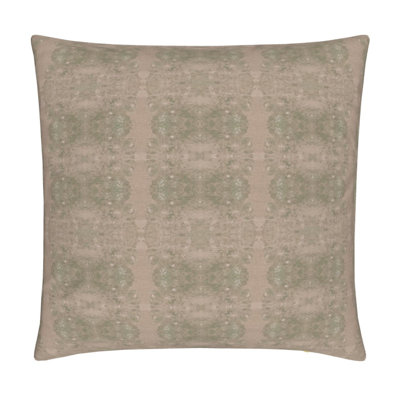 Centerpiece Square Pillow Cover & Insert