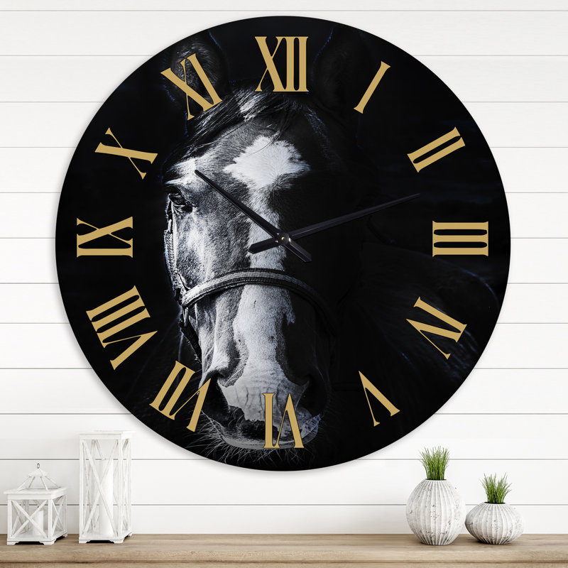 Horse Staring Sinister - Horloge murale de ferme, Moyenne