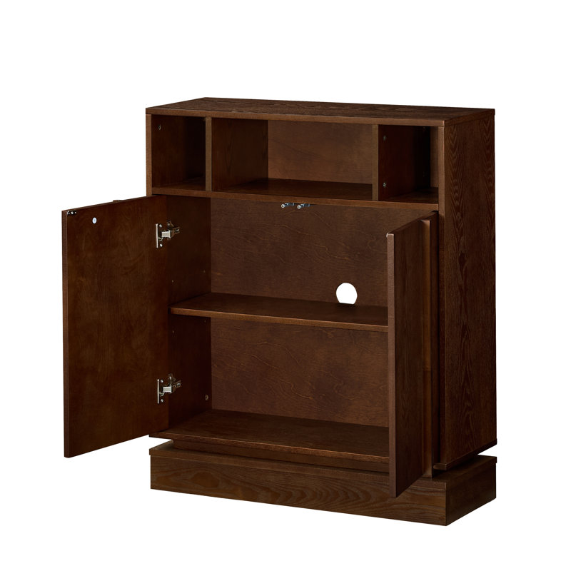 Buffet 31,7 po Mid-Century avec portes cannelées et console de rangement à finition noyer pour le salon ou la salle à manger