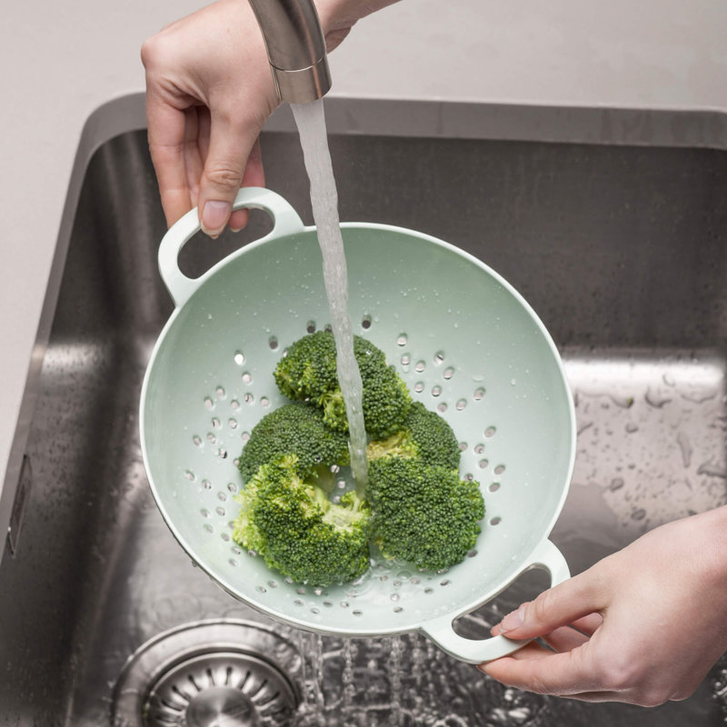 Premium Melamine Colander, 11cm H x  26cm W, Sage Green