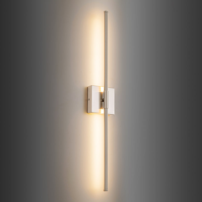 Applique murale à bras câblé Brylea, Nickel, H 27,60 po x l 4,33 po x P 2,36 po