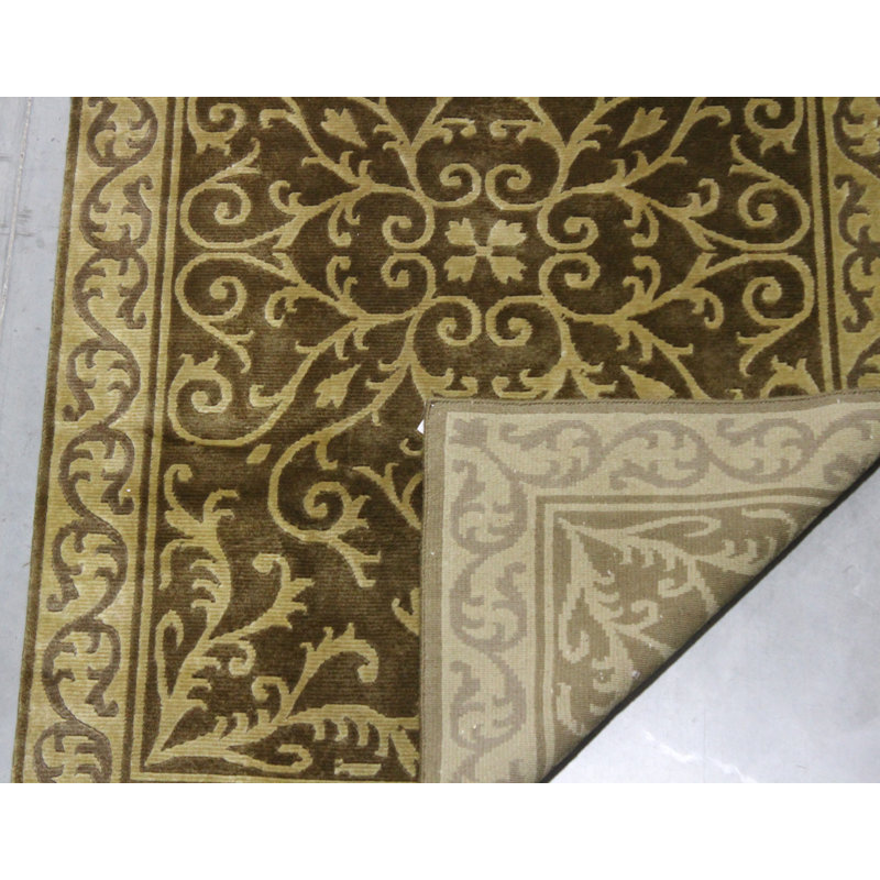 Caitlin-Mae Wool Oriental Indoor Rug