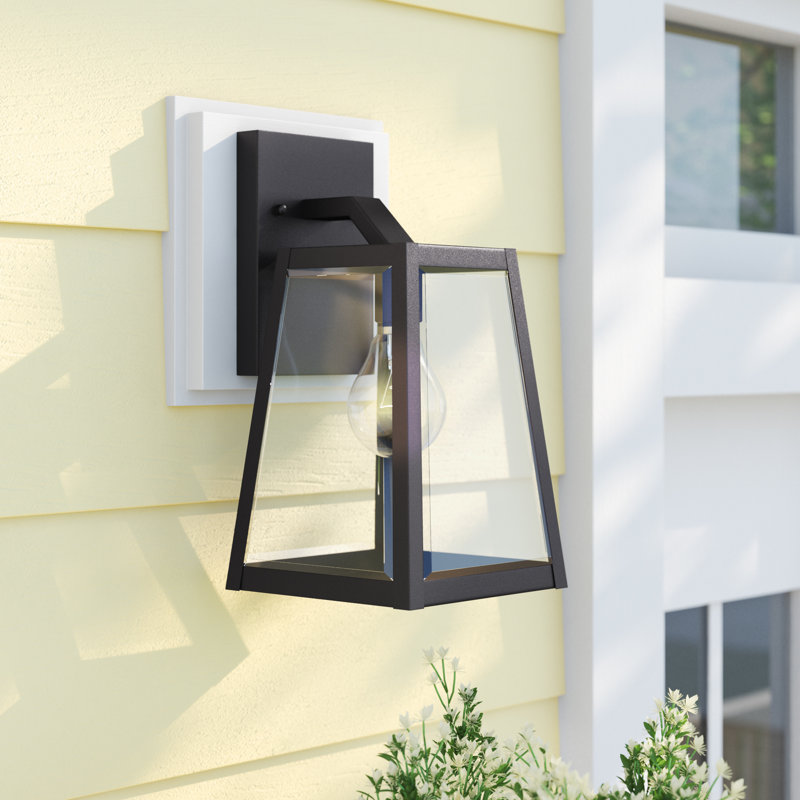 Lanterne murale d'extérieur noire 1 lumière Clarence, H 12 po x l 6,5 po x P 7 po