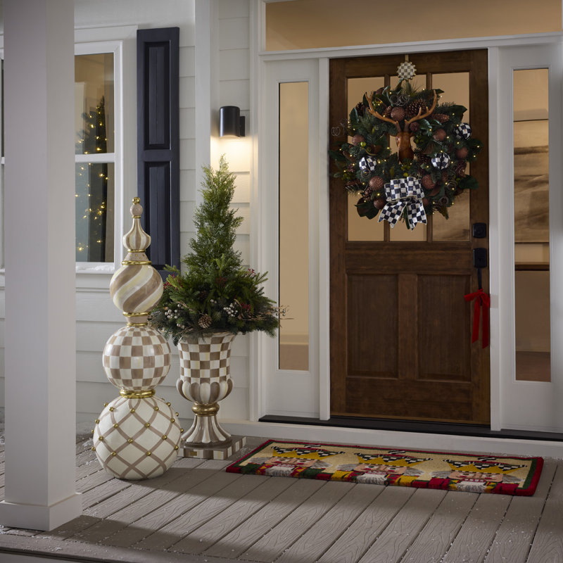 Mocha Check Pedestal Urn