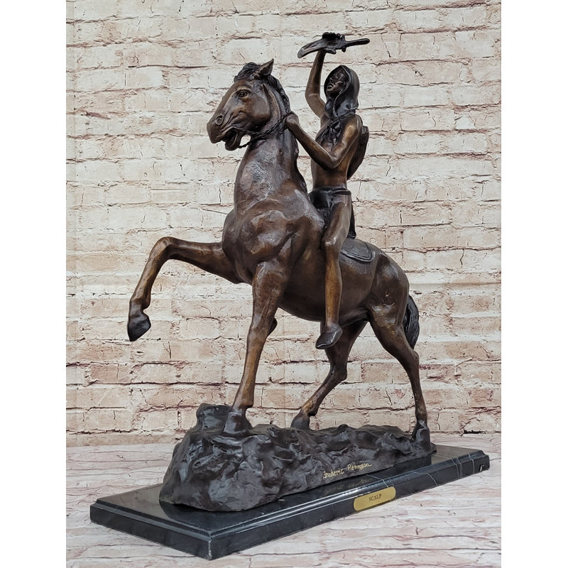 Statue SCALP par Frederic Remington, sculpture de cheval amérindien en bronze 26 po x 22 po