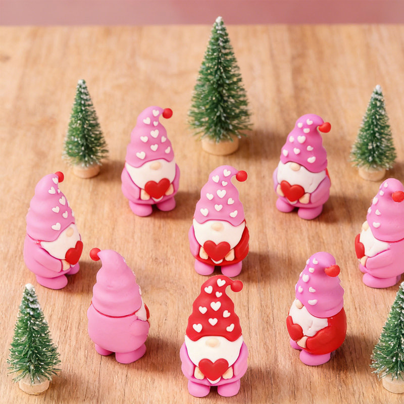 Mini figurines de gnomes gnomes pour cadeaux Petits gnomes à cacher statues de gnomes en caoutchouc pour la fête de la Saint-Valentin
