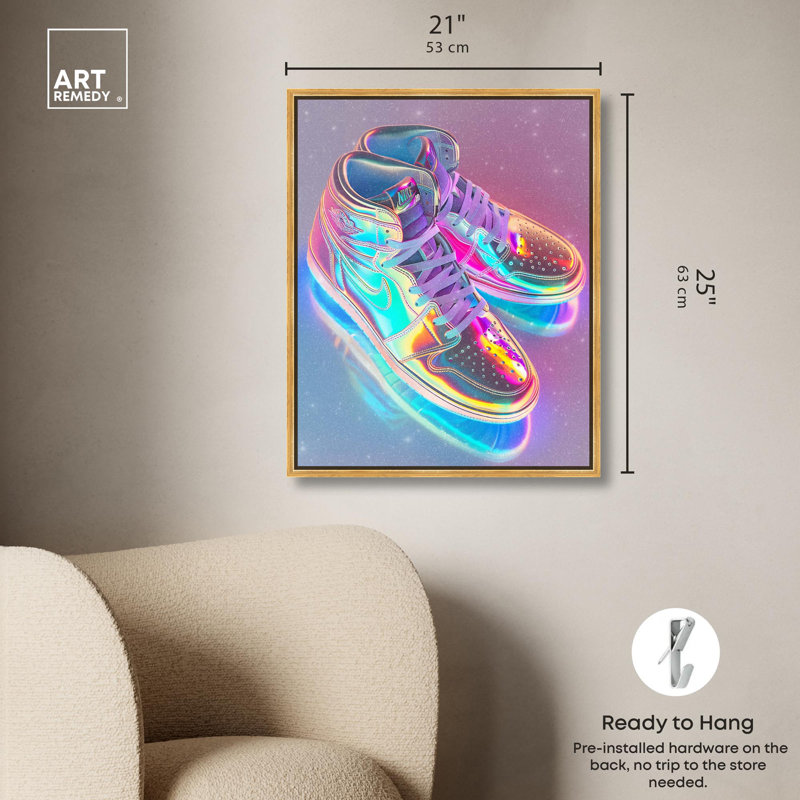 Bright Sneaker Holo, Cadre flottant doré, H 25 po x l 21 po x P 1,8 po