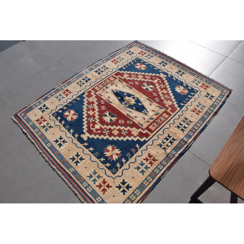Tapis turc rétro rétro de style oriental Anatolian procurant une touche ethnique décorative à tout espace