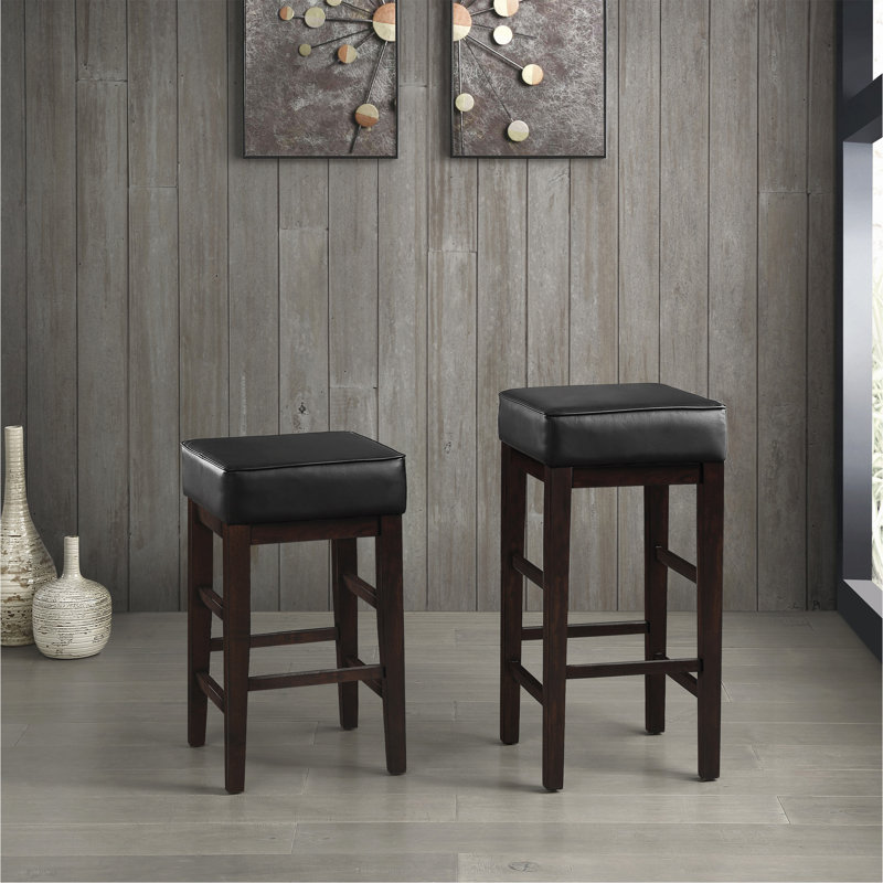 Ensemble de 2 tabourets de comptoir de 24 po en similicuir noir transitionnel, structure en bois massif au fini espresso